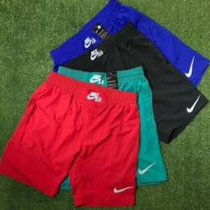 Shorts Tactel impermeável
